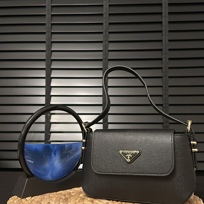 Prada Tek Sap Kadın Çanta