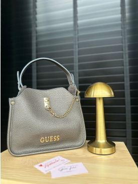 Guess Çapraz Askı Detaylı Omuz Çantası